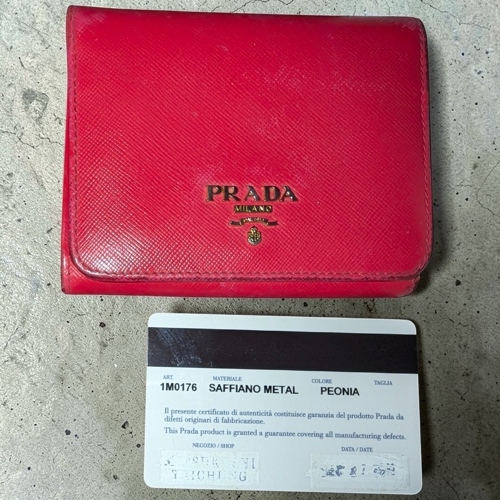 PRADA Milano Red Saffiano Leather Wallet - Picture 3 of 13
